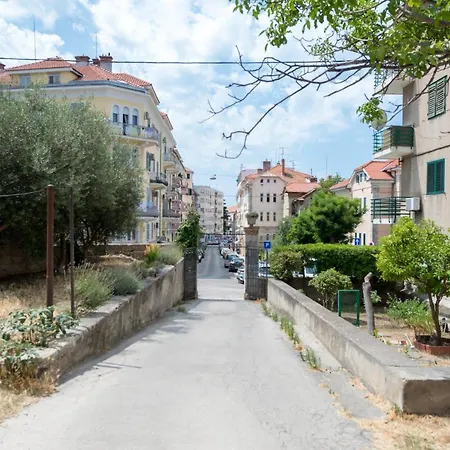 Buenas Noches شقة *